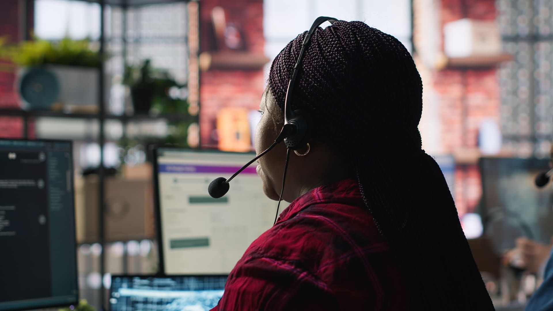 Team routing conversations across channels